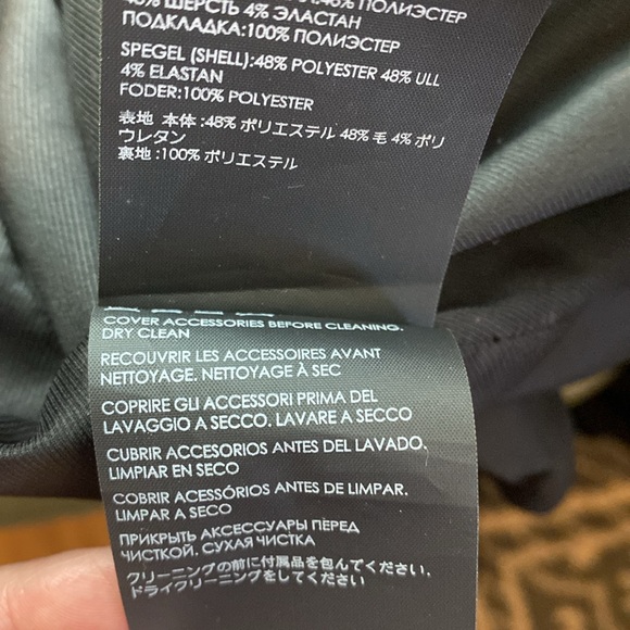 Club Monaco Borrem Single Button Blazer size 12
Black business office legal - Picture 16 of 17